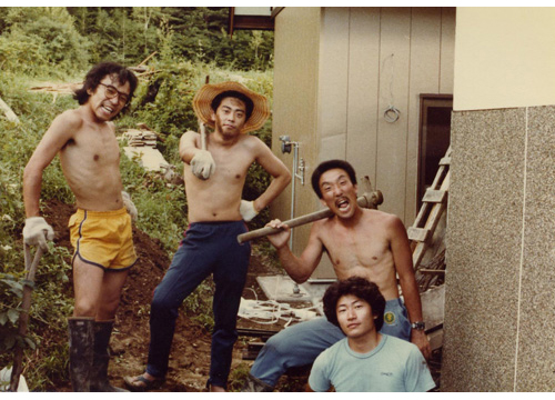 Thumbnail Image 1